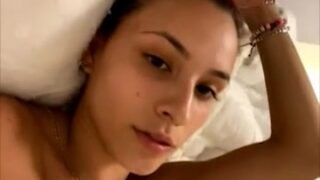Lavaxgrll onlyfans leak – Nude stream on bed